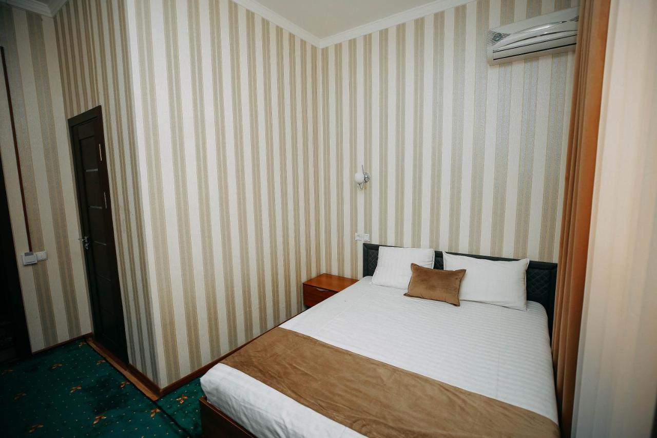 Fayz Hotel Urgentj Eksteriør billede